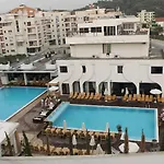 Sunborn 3* Golem (Tirana)