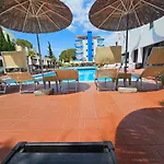 Sunborn Ξενοδοχείο Golem (Tirana)