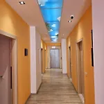 Sunborn Ξενοδοχείο Golem (Tirana)