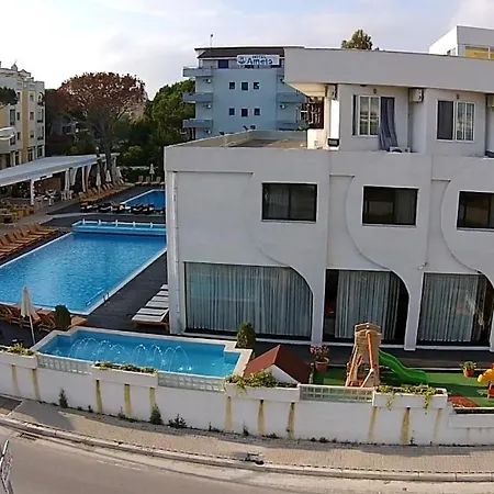 Sunborn Hotel 3*