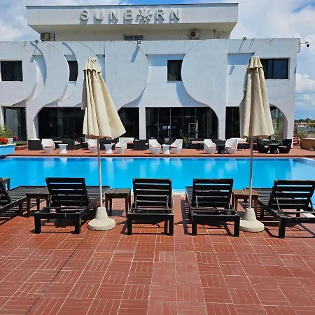 Sunborn Hotel 3*
