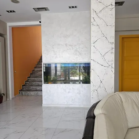 Hotel Sunborn Golem (Tirana)