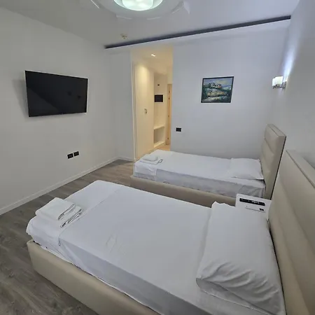 Sunborn 3* Golem (Tirana)