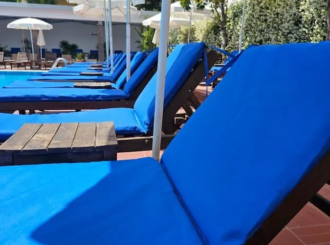 Sunborn Hotel