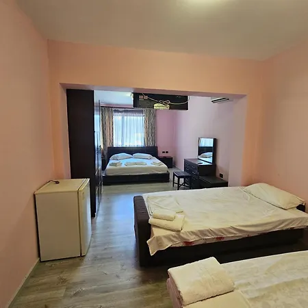Hotel Sunborn Golem (Tirana)