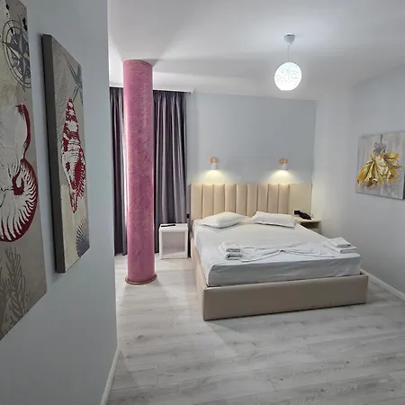 Sunborn 3* Golem (Tirana)