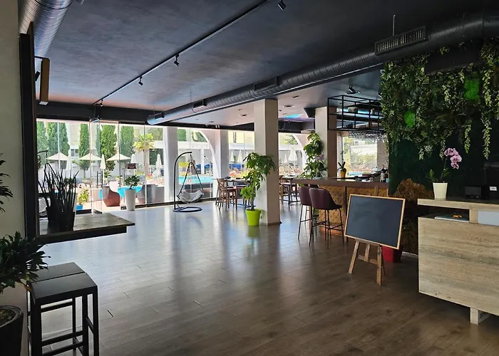 Отель Sunborn 3*