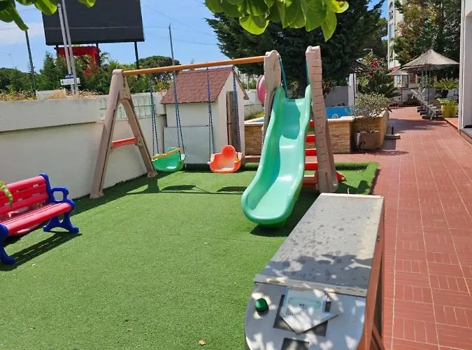 Sunborn 3* Golem (Tirana)